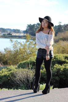 lakeside, tights, hat, ootd, outfit