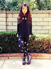 Yin Yang., ootd, outfit, fashion, style, lookbook, black, yin yang, leggings, Jeffrey Campbell, eyeballs, platform sneakers, studs, cut outs