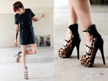 Keep it simple in the DALLUS