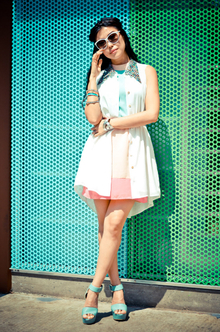 Spring Into and Sprinkle in Lulu's, color block, wedges, lulus 