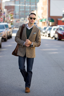 Fall Essentials: The Tweed Blazer
